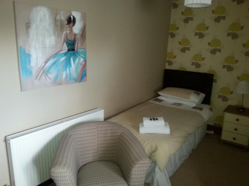 Red Lion 3* Ystrad Meurig